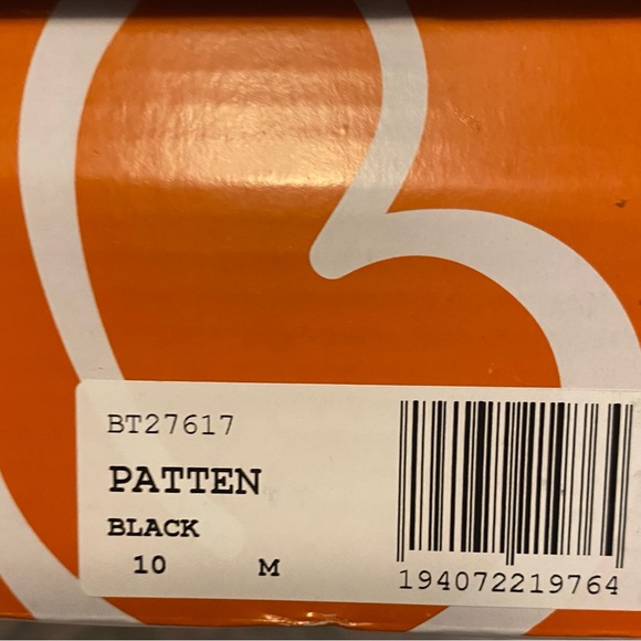 Black Baretraps Rebound Winter Boots size 10M. - Picture 6 of 6